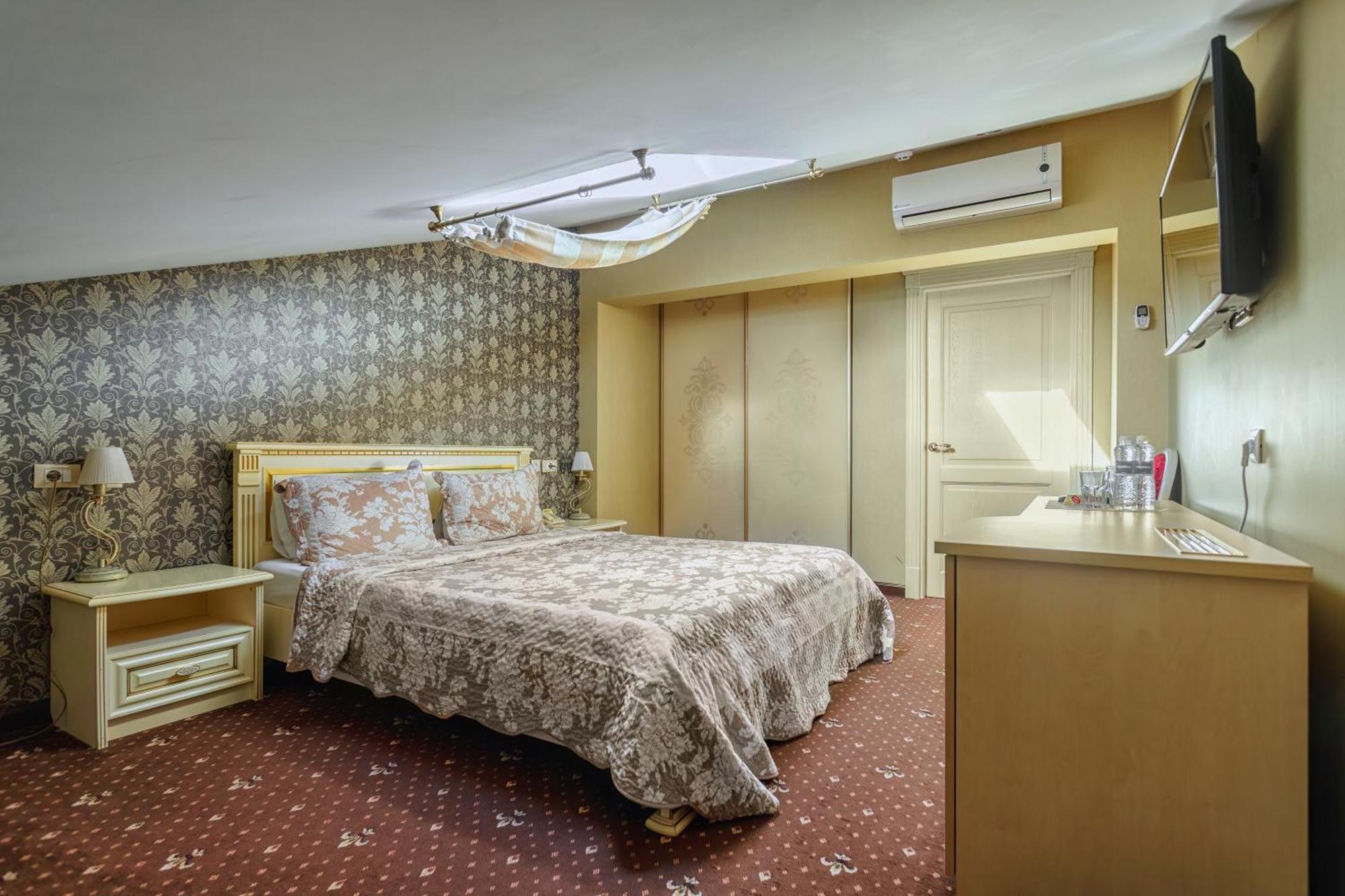 Vintage Art Hotel โอเดสซา ภายนอก รูปภาพ